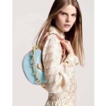 Louis Vuitton LV Women Croissant PM Sky Blue Monogram Vernis Embossed Cowhide Leather M24021 - Imagen 13