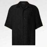 Chemise à manches courtes en soie mélangée Louis Vuitton pour homme, modèle Mini Monogram, noire, 1ABJL3