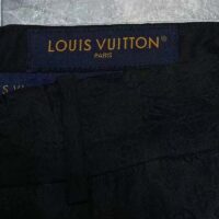 Louis Vuitton Men LV Mini Monogram Silk Blend Tailored Shorts Black 1ABJKT (10)