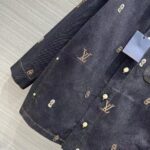 Louis Vuitton Men LV RUNWAY Embroidered Denim Overshirt Oversized Fit Indigo Cotton 1AFHVF - Imagen 6