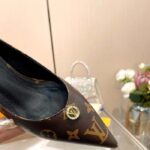 Louis Vuitton Women LV Blossom Pump Brown Monogram Flower Canvas Low Heel - Bild 7