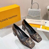 Louis Vuitton Women LV Pump Brown Monogram Flower Canvas (1)