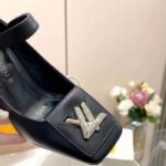 Louis Vuitton Women LV Shake Pump Black Calf Leather 9.5 CM Heel - immagine 8