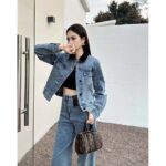 Louis Vuitton Women LV Velvet Accent Denim Jacket Cotton Blue Regular Fit 1AFEPJ - immagine 13