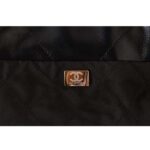 Chanel Women CC 22 Handbag Shiny Calfskin Gold-Tone Metal Black - Imagen 10