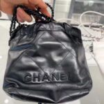 Chanel Women CC 22 Mini Handbag Shiny Calfskin Black Metal Black - Image 4
