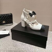 Chanel Women CC Mary Janes Lambskin Grosgrain White Black (11)