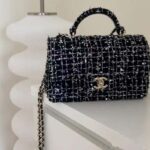 Chanel Women CC Mini Flap Bag Top Handle Sequin Tweed Black - Imagen 4