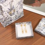 Dior Women 30 Montaigne Stud Earrings Gold-Finish Metal CD Signatures – Bild 8