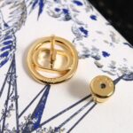 Dior Women CD 30 Montaigne Stud Earrings Gold-Finish Metal - Bild 7