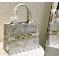 Dior Women CD Medium Dior Book Tote White Butterfly Zodiac Embroidery (10)