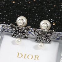 Dior Women CD Papillon De Nuit Earrings Antique Silver Metal Pearls (8)