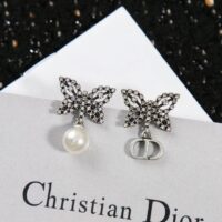 Dior Women CD Papillon De Nuit Earrings Silver Metal Pearls (2)