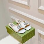 Gucci Women GG Double G Slide Sandal Ivory Patent Leather Crystals Flat – Image 3