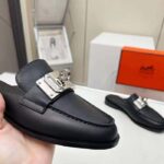 Hermes Unisex Iota Mule Noir Black Leather Oversized Kelly Buckle - Bild 8