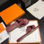 Hermes Unisex Oran Sandal Red Epsom Calfskin Natural Leather Sole - Image 2