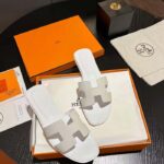 Hermes Unisex Oran Sandal White Epsom Calfskin Natural Leather Sole - Image 6