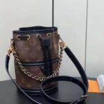 Louis Vuitton LV Unisex Canoé Monogram Coated Canvas Cowhide-Leather M83480 - Image 4