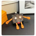 Louis Vuitton LV Unisex Mister Trunk Key Holder And Bag Charm M01201 - immagine 4