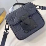 Louis Vuitton LV Unisex Pico S-Lock Black Taurillon Monogram Cowhide Leather M83148 - immagine 2