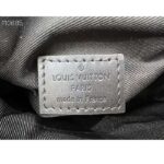 Louis Vuitton LV Unisex S-Lock Vertical Wearable Wallet Monogram Coated Canvas M82252 - Imagen 10