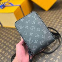 Louis Vuitton LV Unisex S-Lock Vertical Wearable Wallet Monogram Coated Canvas M82252 (9)