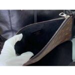 Louis Vuitton LV Women CarryAll Dark MM Black Lambskin Cowhide Leather M25143 - immagine 7