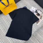 Louis Vuitton Women Nautical LV T-Shirt Cotton Black 1AFMZA - immagine 3