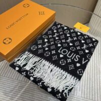 Louis Vuitton Unisex LV Game On Scarf Black Allover Monogram MP2907 (4)