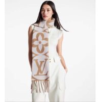 Louis Vuitton Unisex LV Medallion Scarf Beige Wool Jacquard M79213 (7)