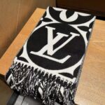Louis Vuitton Unisex LV Medallion Scarf Black Wool Jacquard M79212 - Imagen 2
