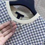 Louis Vuitton Women LV Damier Front T-Shirt Cotton Creamy White 1AFPA0 – Bild 7