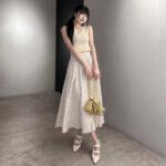 Louis Vuitton Women LV Monogram Midi Skirt Silk Beige 1AFOJN - Bild 10