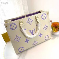 Louis Vuitton Women OnTheGo MM Tote Latte Bubble Tea Purple Embossed Grained Cowhide Leather (13)