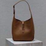 Saint Laurent YSL Women Le 5 À 7 Supple Small Grained Leather - Imagen 4