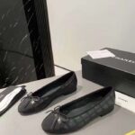 Chanel Women CC Ballet Flats Aged Calfskin Black 1 CM Heel - immagine 3