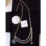 Chanel Women CC Chain Belt Metal Glass Pearls Gold Blue Pearly White - immagine 6