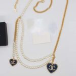 Chanel Women CC Chain Belt Metal Glass Pearls Gold Blue Pearly White - immagine 7
