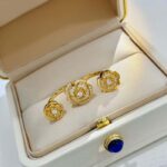 Chanel Women CC Extrait De Camelia Transformable Ring 18K Rose Gold Diamonds - Bild 2