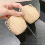 Chanel Women CC Mary Janes Lambskin Grosgrain Beige Black 0.5 CM Heel - Imagen 9