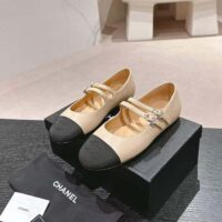 Chanel Women CC Mary Janes Lambskin Grosgrain Beige Black 0.5 CM Heel (1)
