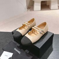 Chanel Women CC Mary Janes Lambskin Grosgrain Beige Black 0.5 CM Heel (1)