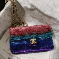 Chanel Women CC Small Flap Bag Gradient Sequins Gold-Tone Metal Multicolor (5)