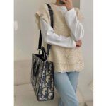 Dior Unisex CD East-West Tote Bag Beige Black Maxi Oblique Jacquard – Image 11