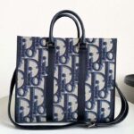 Dior Unisex CD East-West Tote Bag Beige Black Maxi Oblique Jacquard – Image 2
