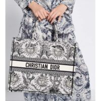 Dior Unisex Large Dior Book Tote White Black Toile De Jouy Soleil Embroidery (10)