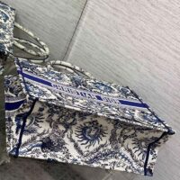 Dior Unisex Medium Book Tote White Navy Blue Toile De Jouy Soleil Embroidery (8)