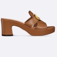 Dior Women CD 30 Montaigne Platform Slide Camel Calfskin (1)