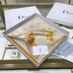 Dior Women CD Butterfly Zodiac 70 Square Scarf Ivory Gold-Tone Silk Twill – Bild 3