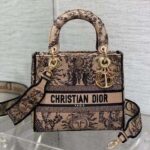 Dior Women CD Medium Lady D-Lite Bag Beige Black Toile De Jouy Soleil - immagine 3